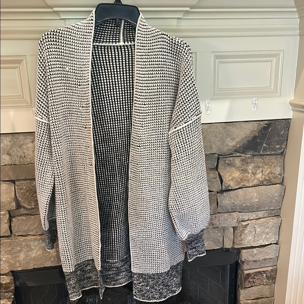 Chic Monochrome Knit Cardigan
